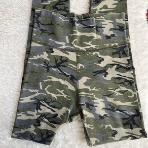 LAZYPANTS CAMO LEGGINGS